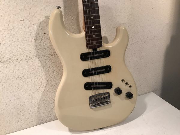 YAMAHA SC-700 エレキギター お買取させて頂きました。