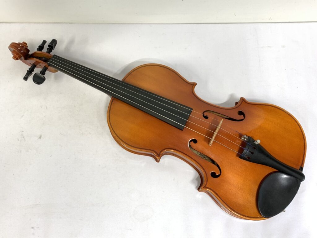 SUZUKI バイオリン No.200 4/4 ケース付き - 楽器/器材