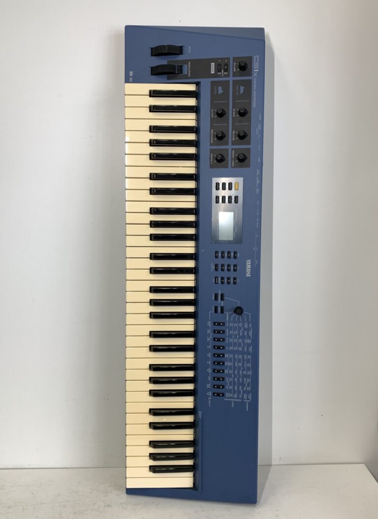 YAMAHA CS2X シンセサイザー・キーボード 動作確認済み 簡易掃除済み