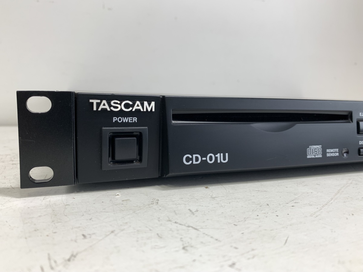 【良品】TASCAM CDプレーヤー 業務用 CD-01U
