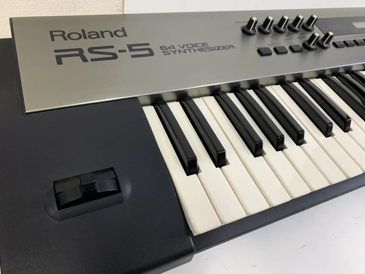 洗濯機可 roland rs-9 64 voice synthesizer アダプター美品