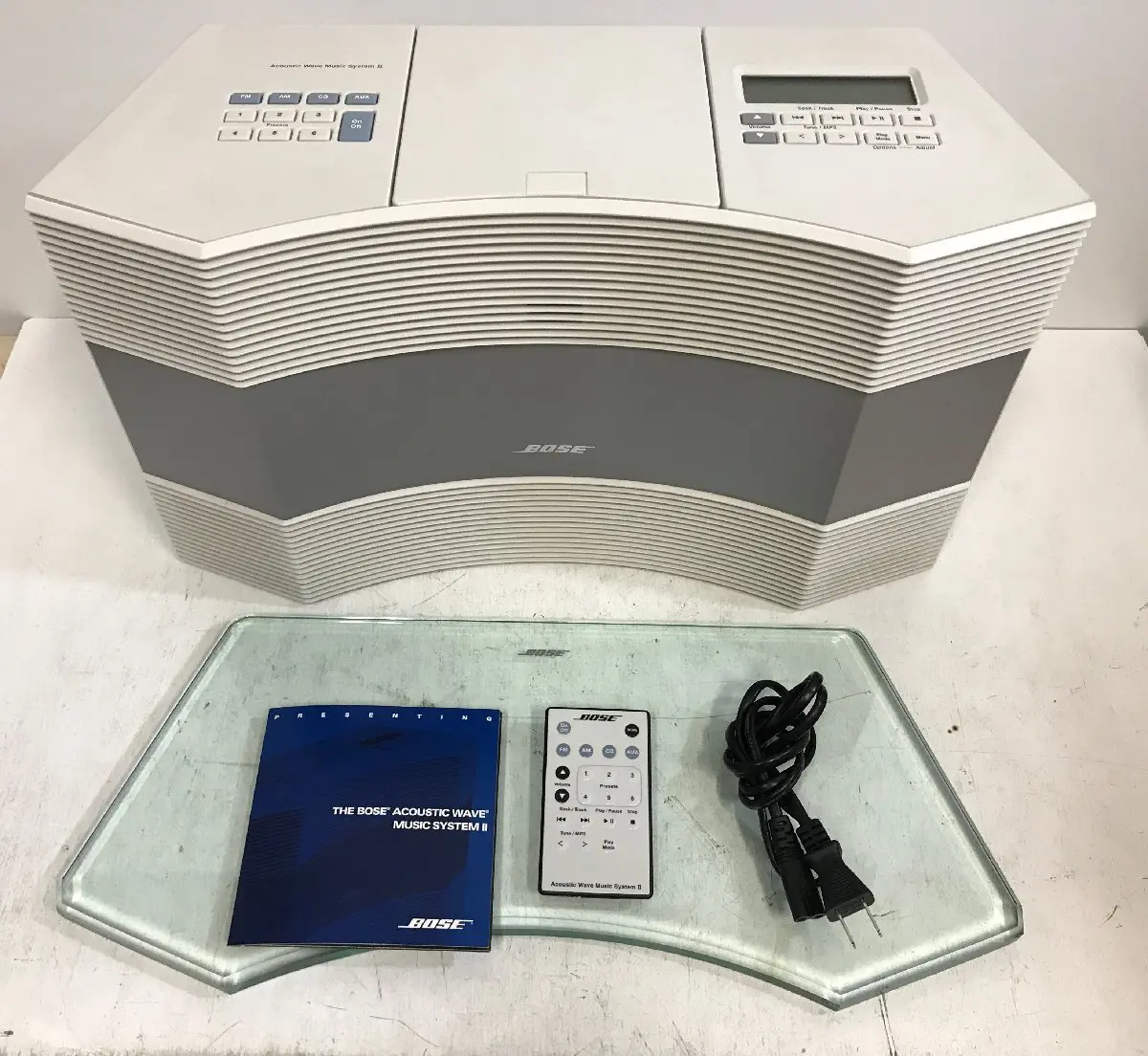 BOSE Acoustic Wave music system Ⅱ 純正ガラス台付き | 出張買取 ...