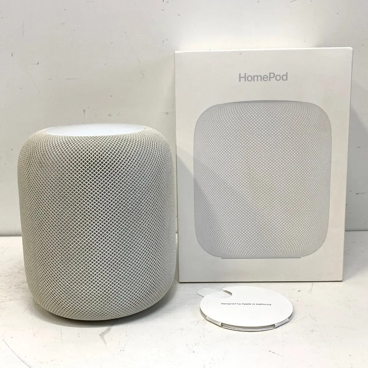 Apple HomePod ホワイト アップル　ホームポッド スマートスピーカーAPPLE
