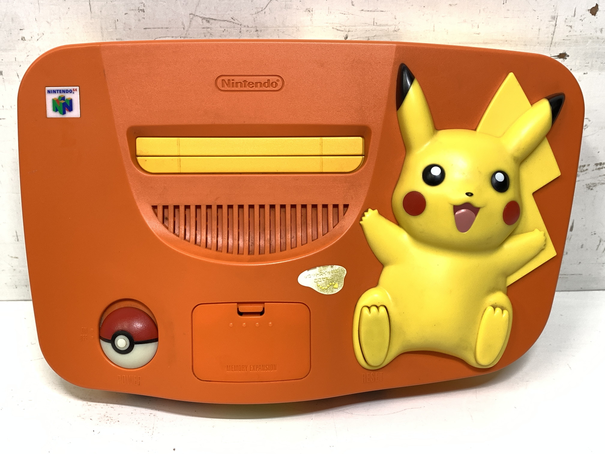 ピカチュウ NINTENDO64 NUS-101 オレンジ＆イエロー N64 任天堂 Pikachu