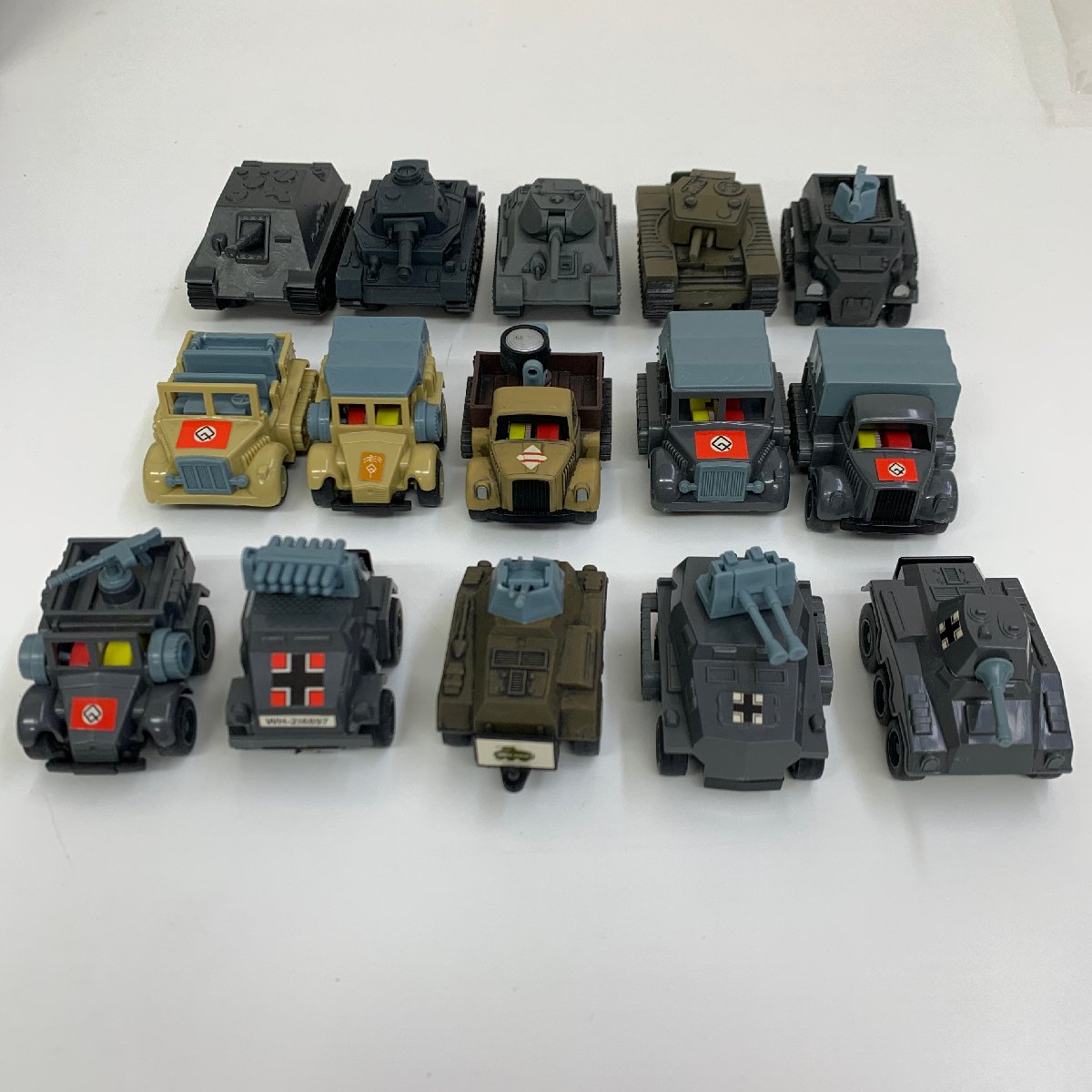 【コンバットチョロQ】15台まとめて TAKARA コンバット ドイツ…