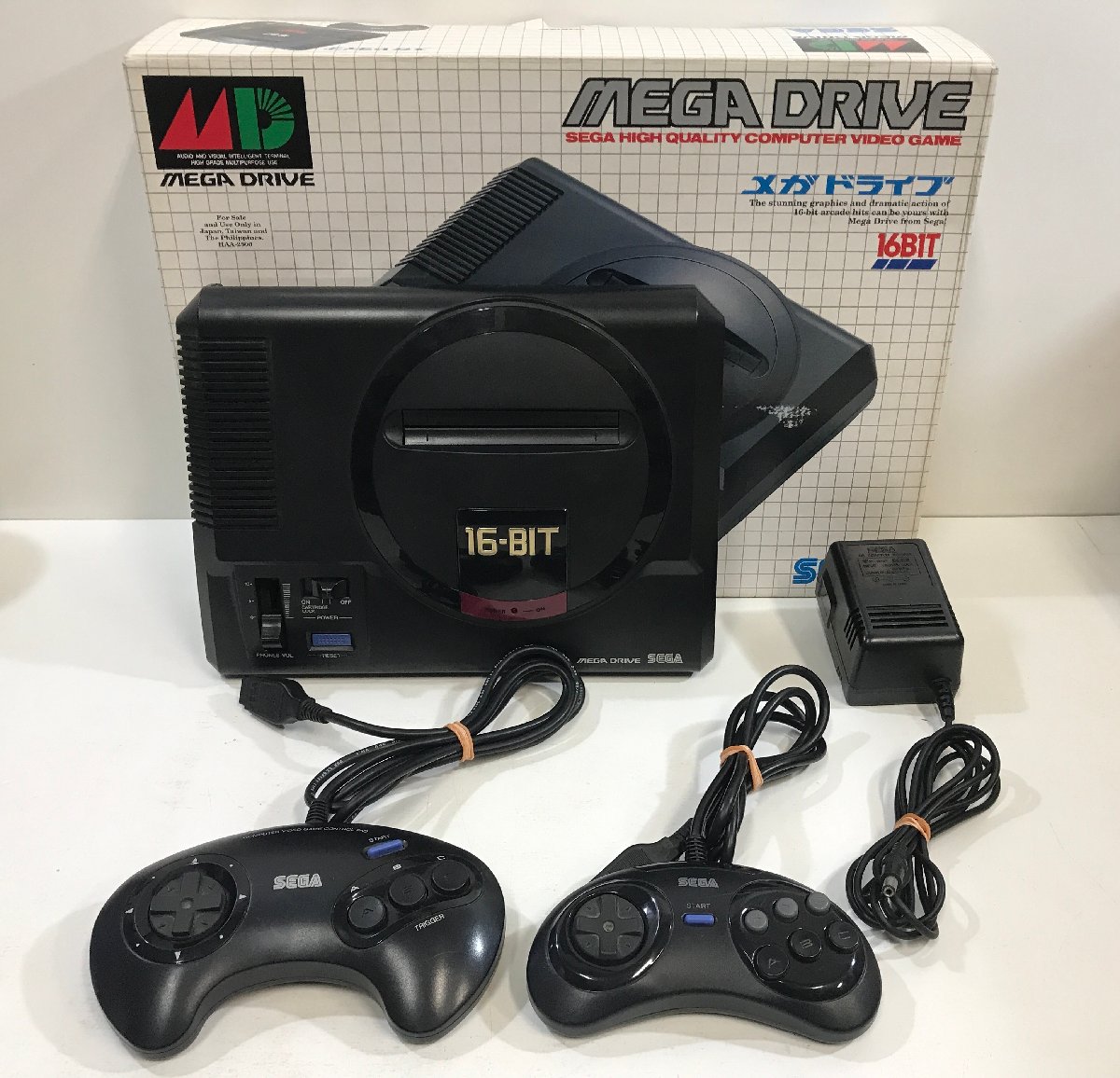 【出張買取】メガドライブ 本体 セガ 《動作確認済・箱付き》 SEGA…